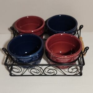 Set of 4 Ceramic Ramekins in Red and Navy with Wire Holder